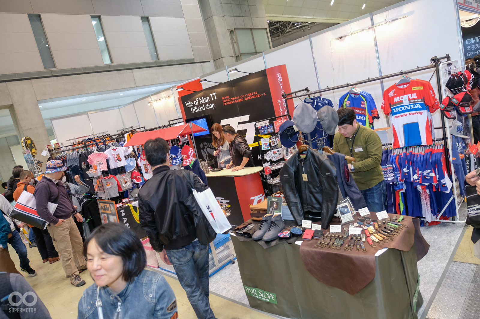 曼島TT官方商店也未缺席