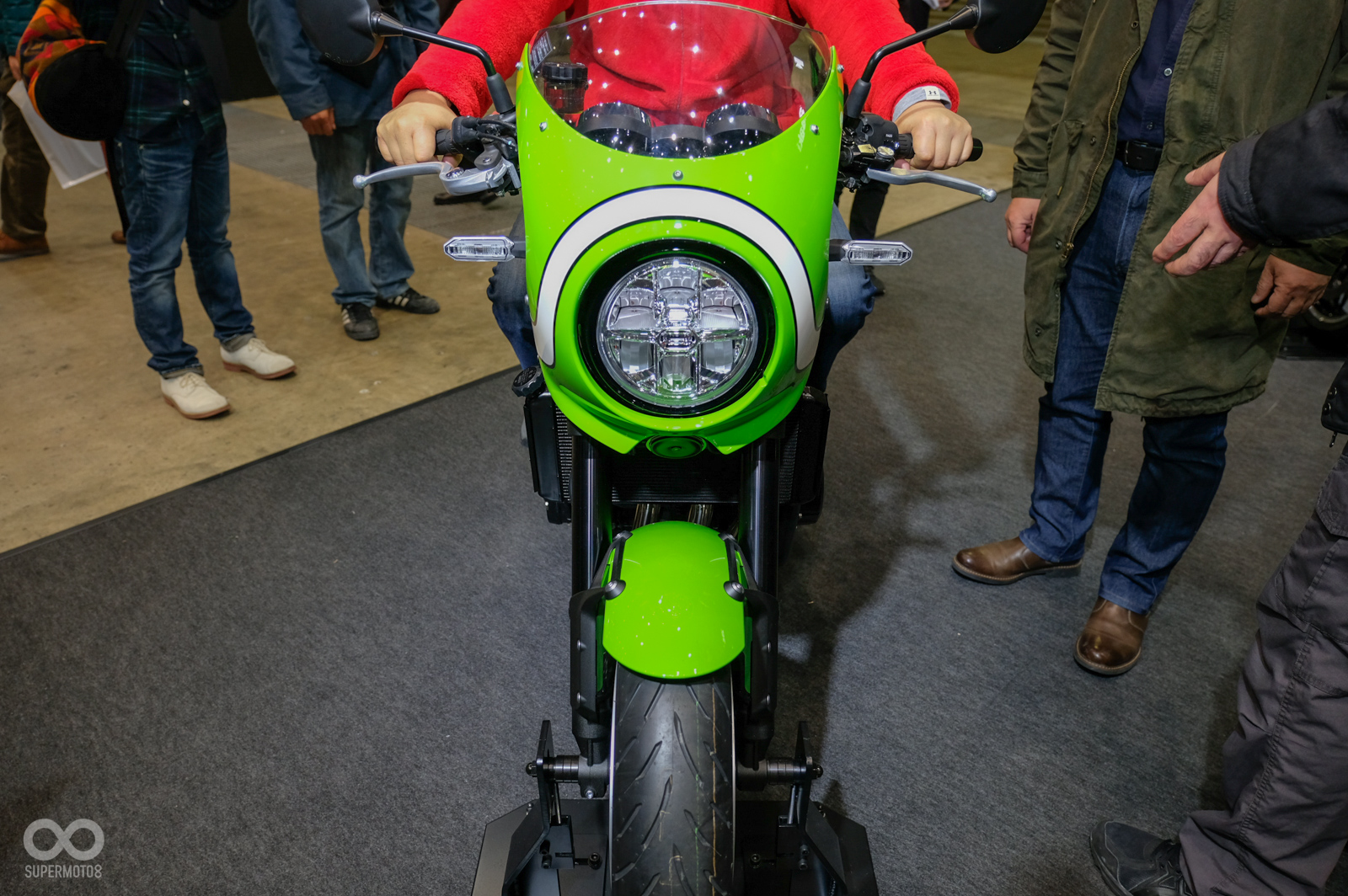 有風罩的Z900 RS CAFE復古風味更強烈