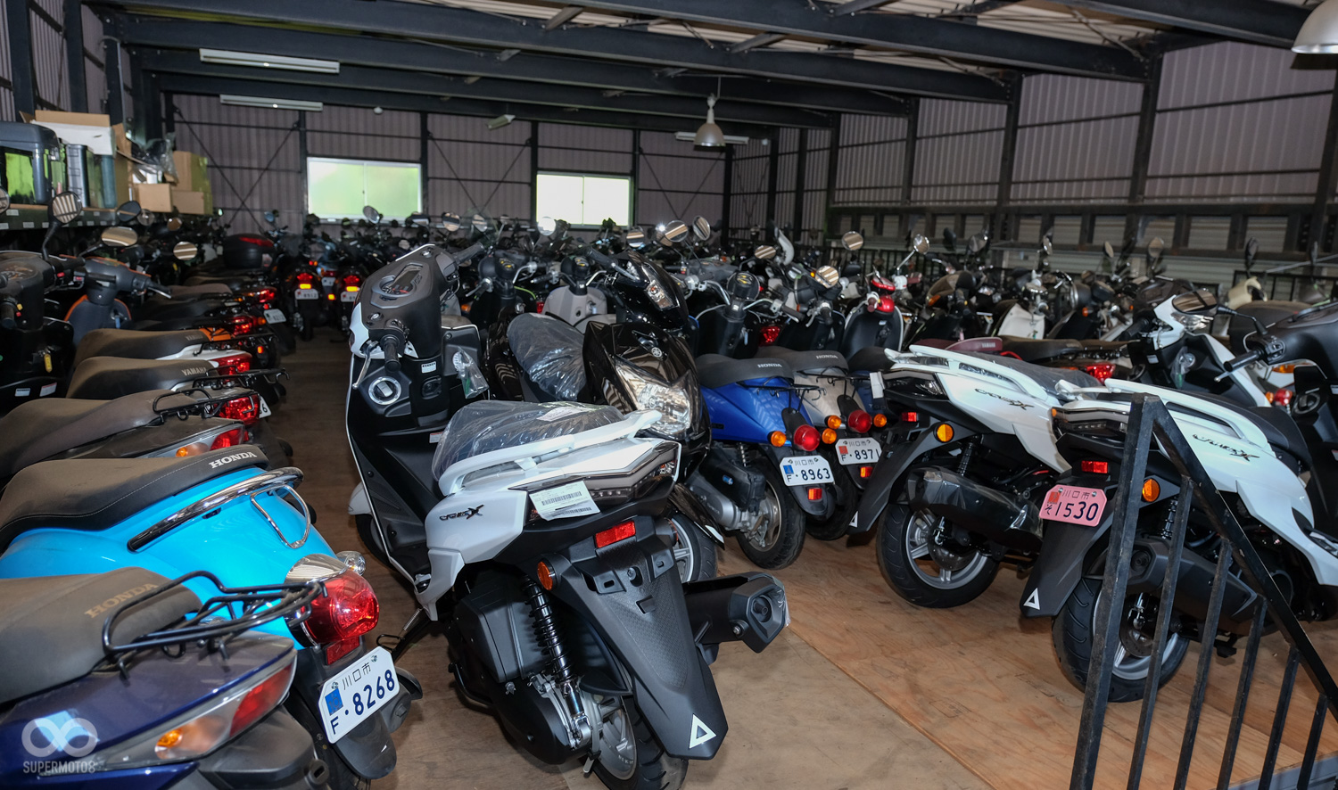 車輛種類相當豐富,也有許多台灣沒有引進的車款,而座高較高的車款多有LD的版本可以選擇