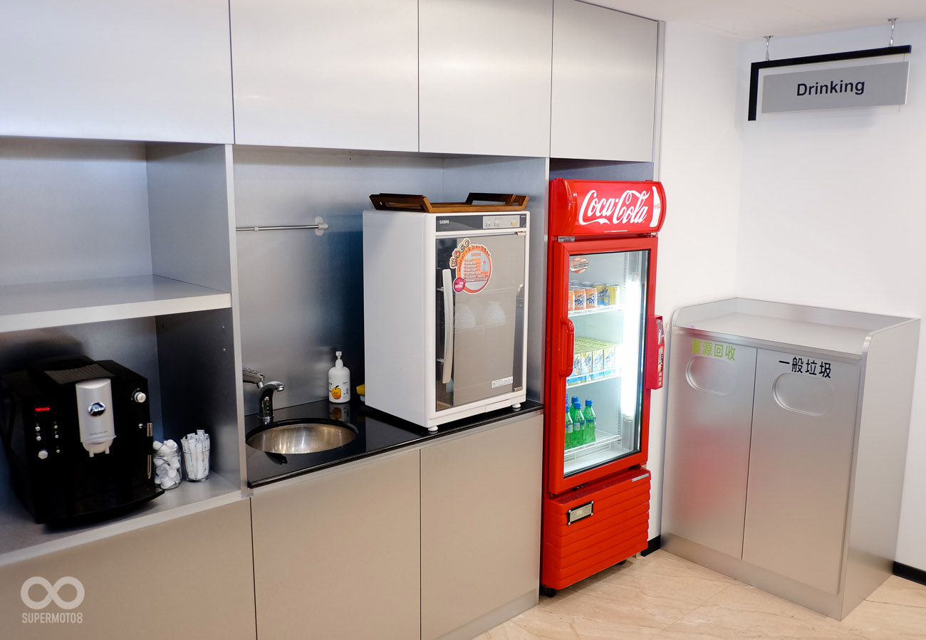 貼心提供咖啡與飲料給HONDA的車主自由取用