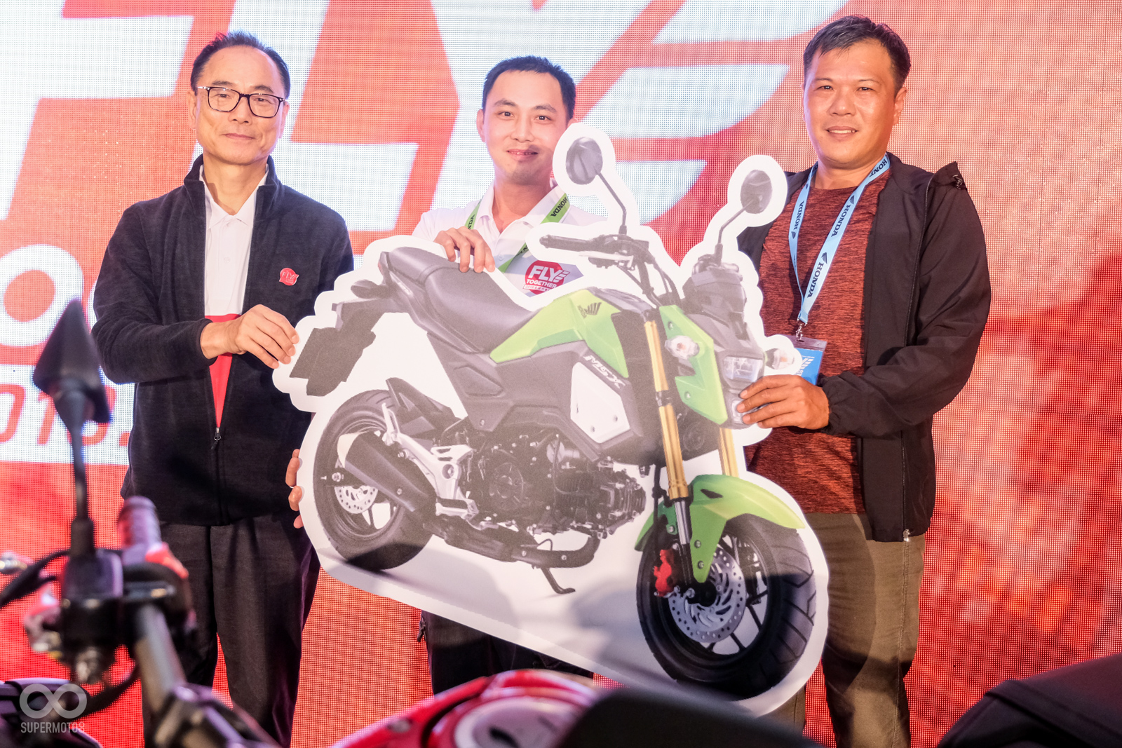 Honda Taiwan 二輪事業部顧問林茂昭 抽出兩位HONDA MSX125幸運得主