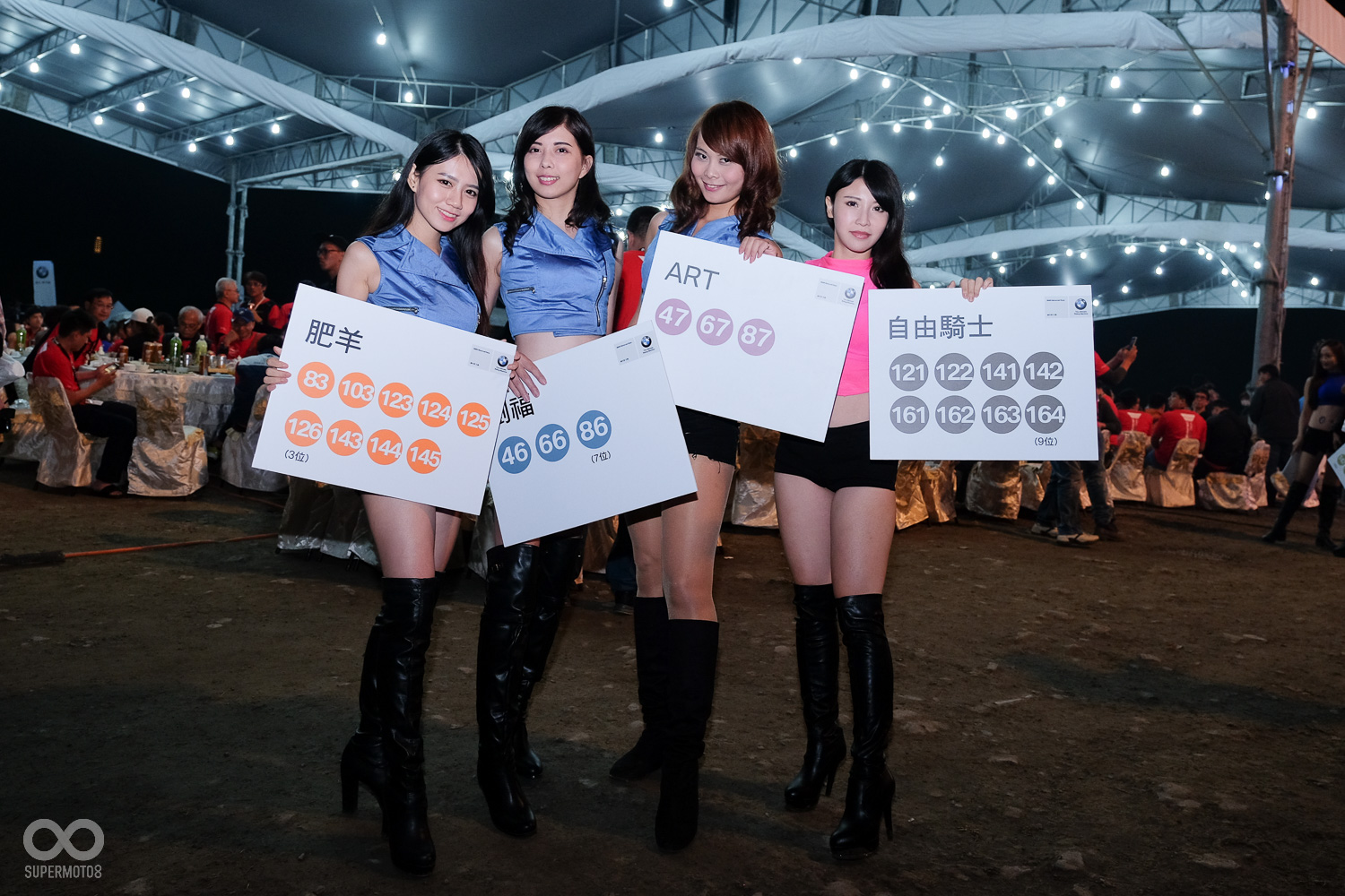 面對如此熱烈的迴響，官方也派出SG導引，協助車友們迅速入座