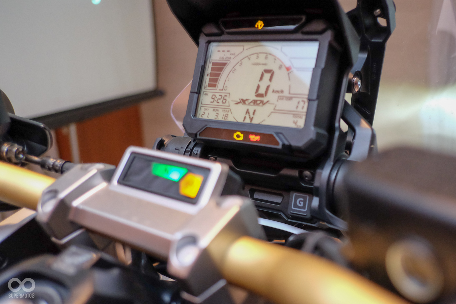 G Mode開關則是位於儀表下方,操作起來略微不便,建議停下車再進行操作