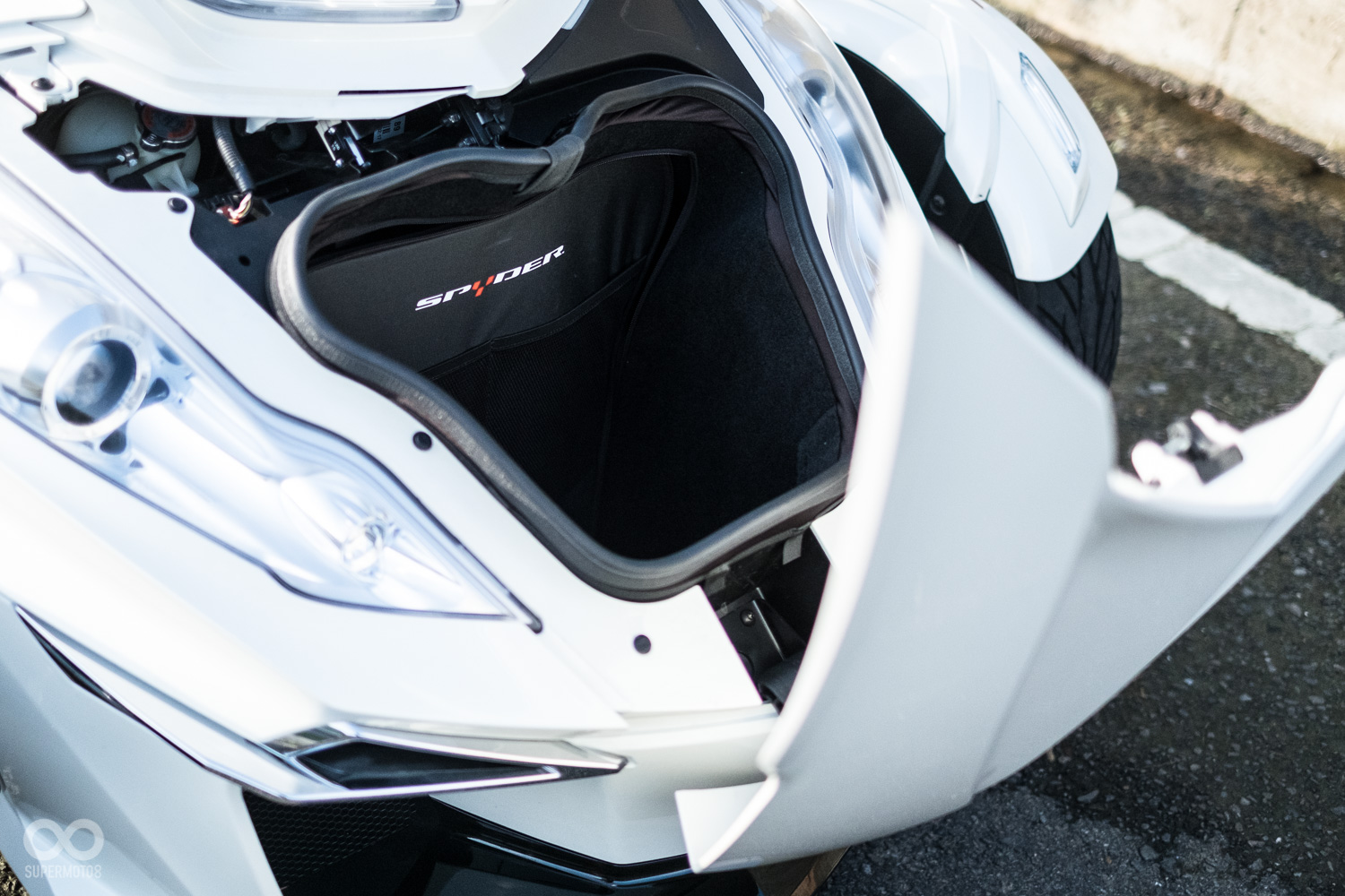 光前行李箱的空間就足以應付大多數的使用需求