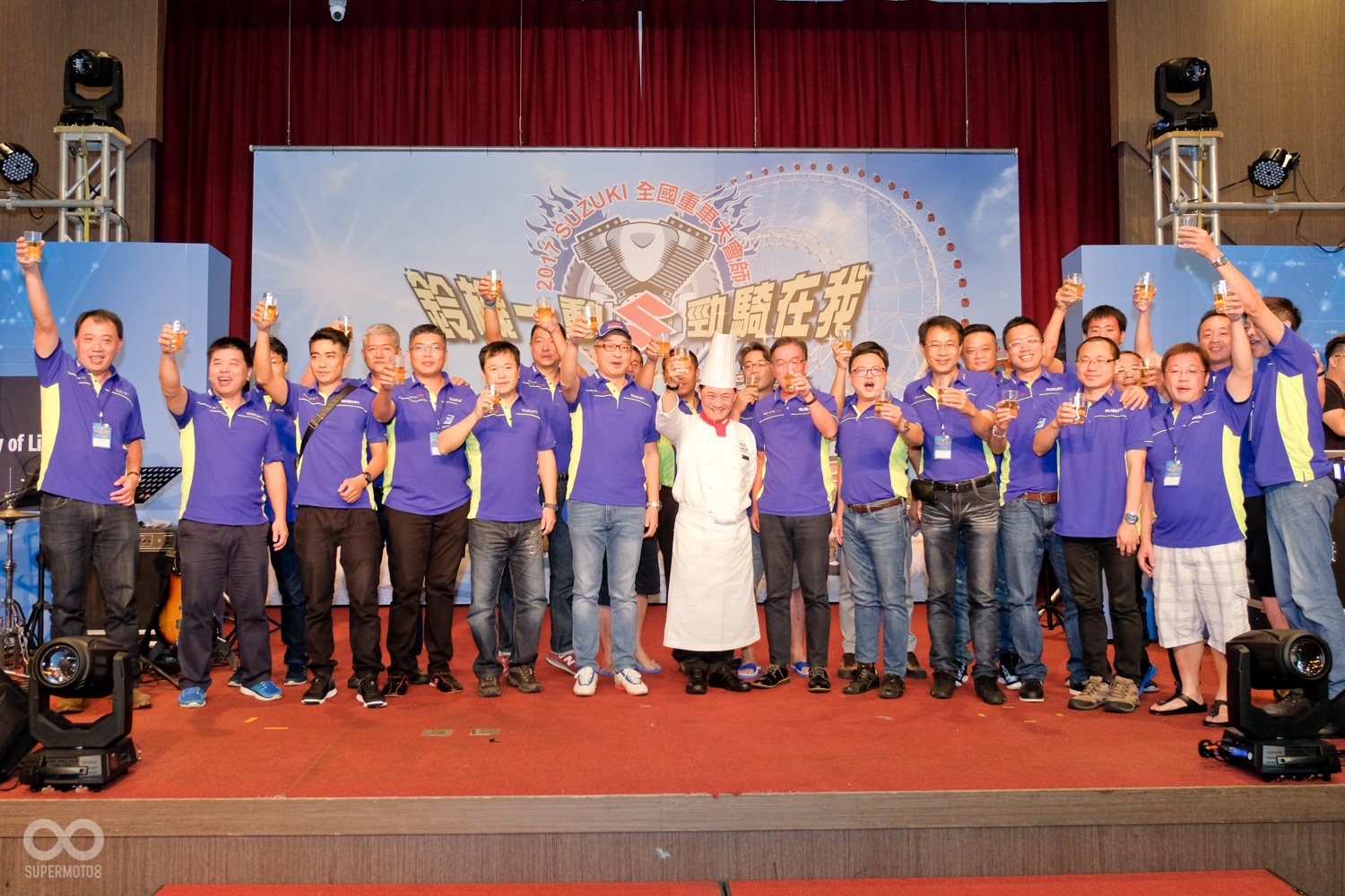 SUZUKI長官們與阿基師一起歡迎車友們的到來