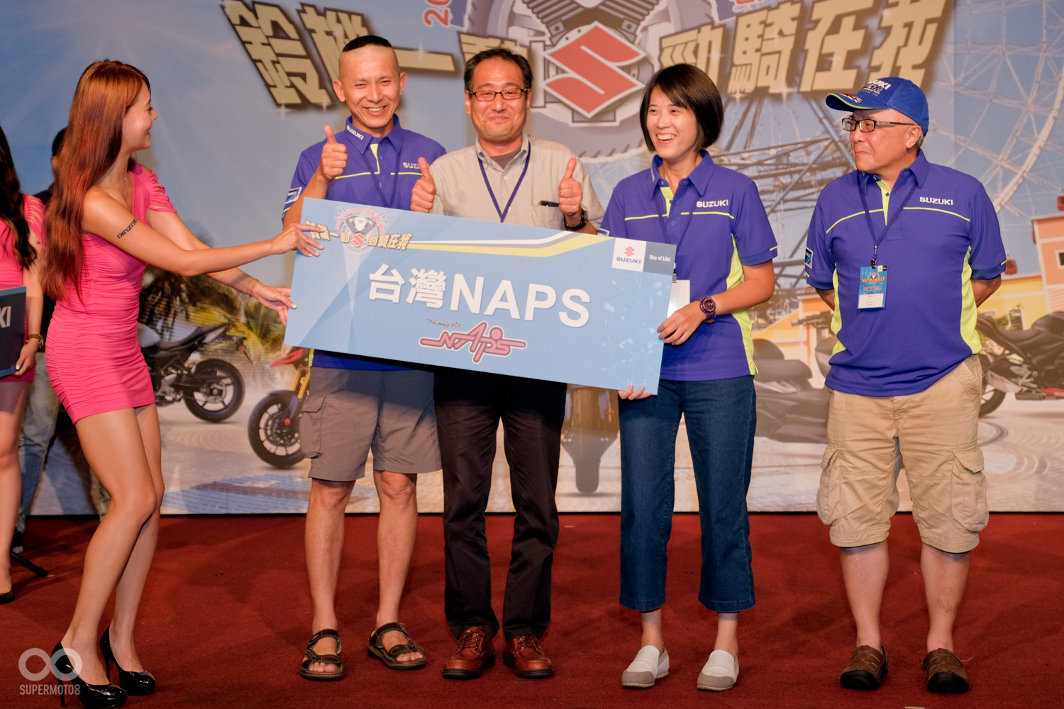 台灣納普斯也有提供Arai安全帽跟Project的手套