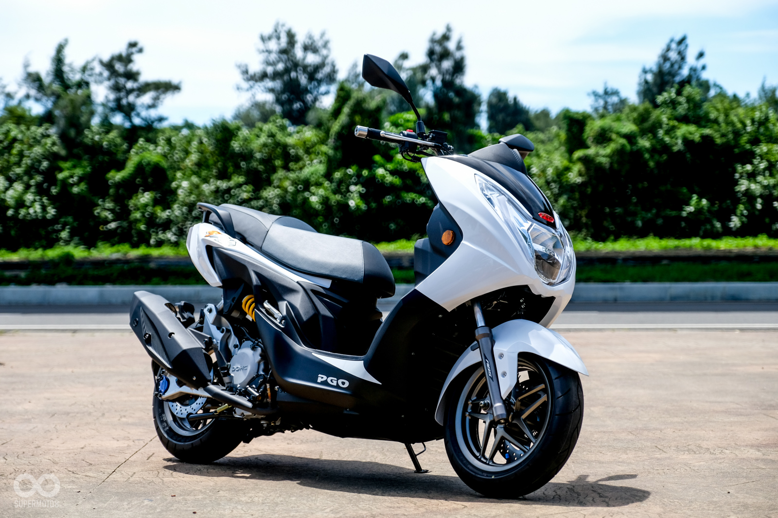 隨著近年150級距風潮轉變，PGO也決定推出結合運動、休旅風格的TIGRA 200