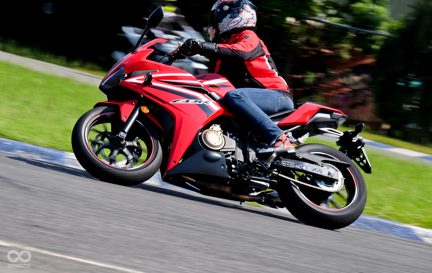 靈活的操控特性，在台灣車流量大的環境中是一大優勢