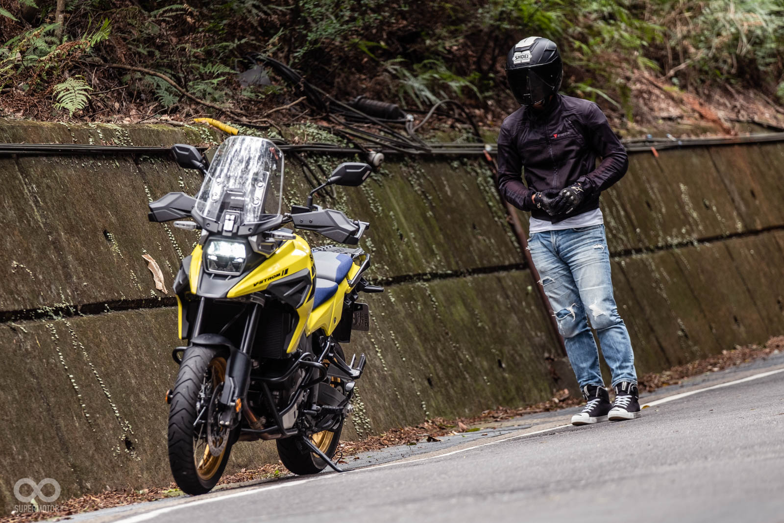 全新SUZUKI V-STROM 1050XT,承襲過去SUZUKI DR Big的外觀設計修改而來
