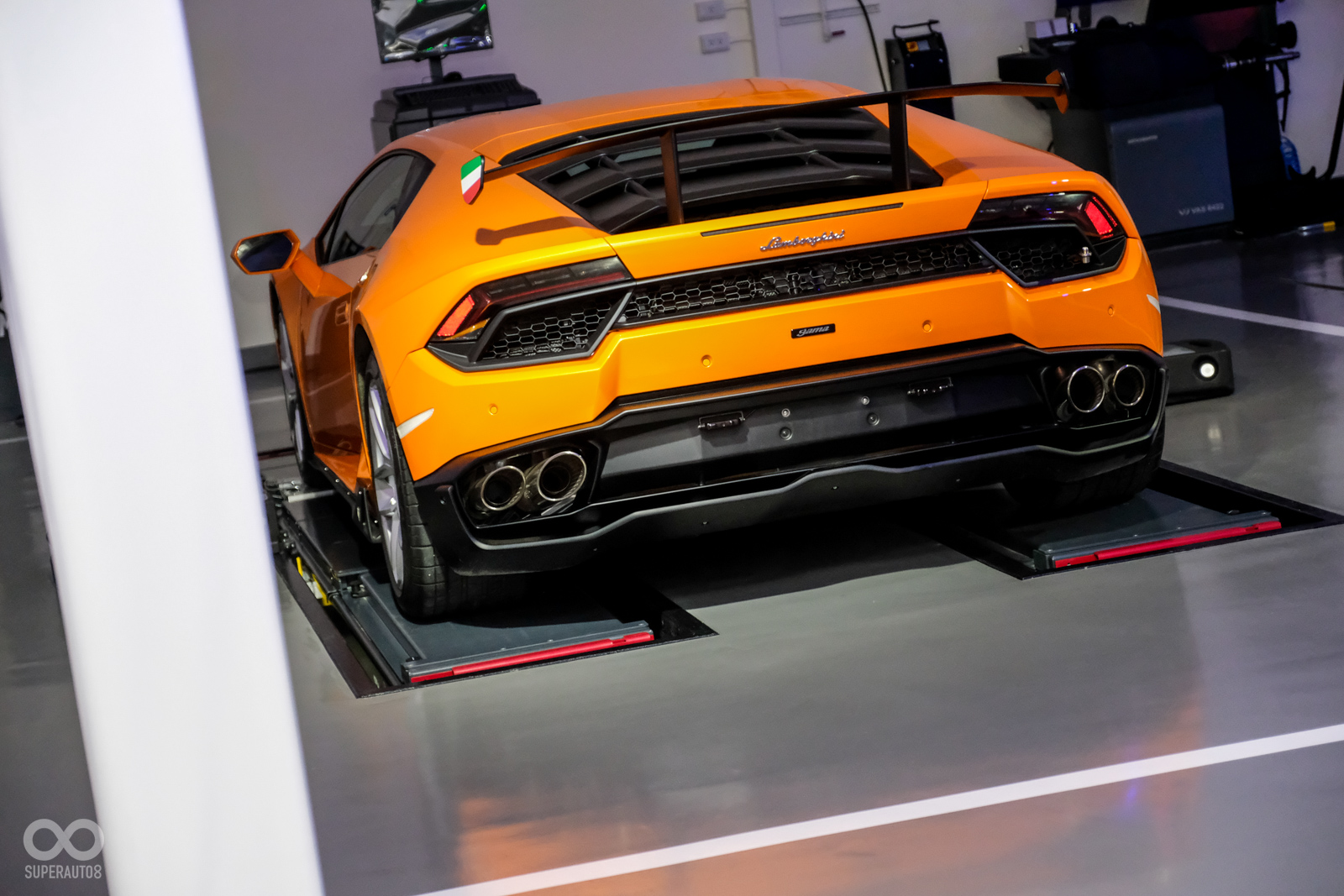 MAHA定位專用平台四輪定位