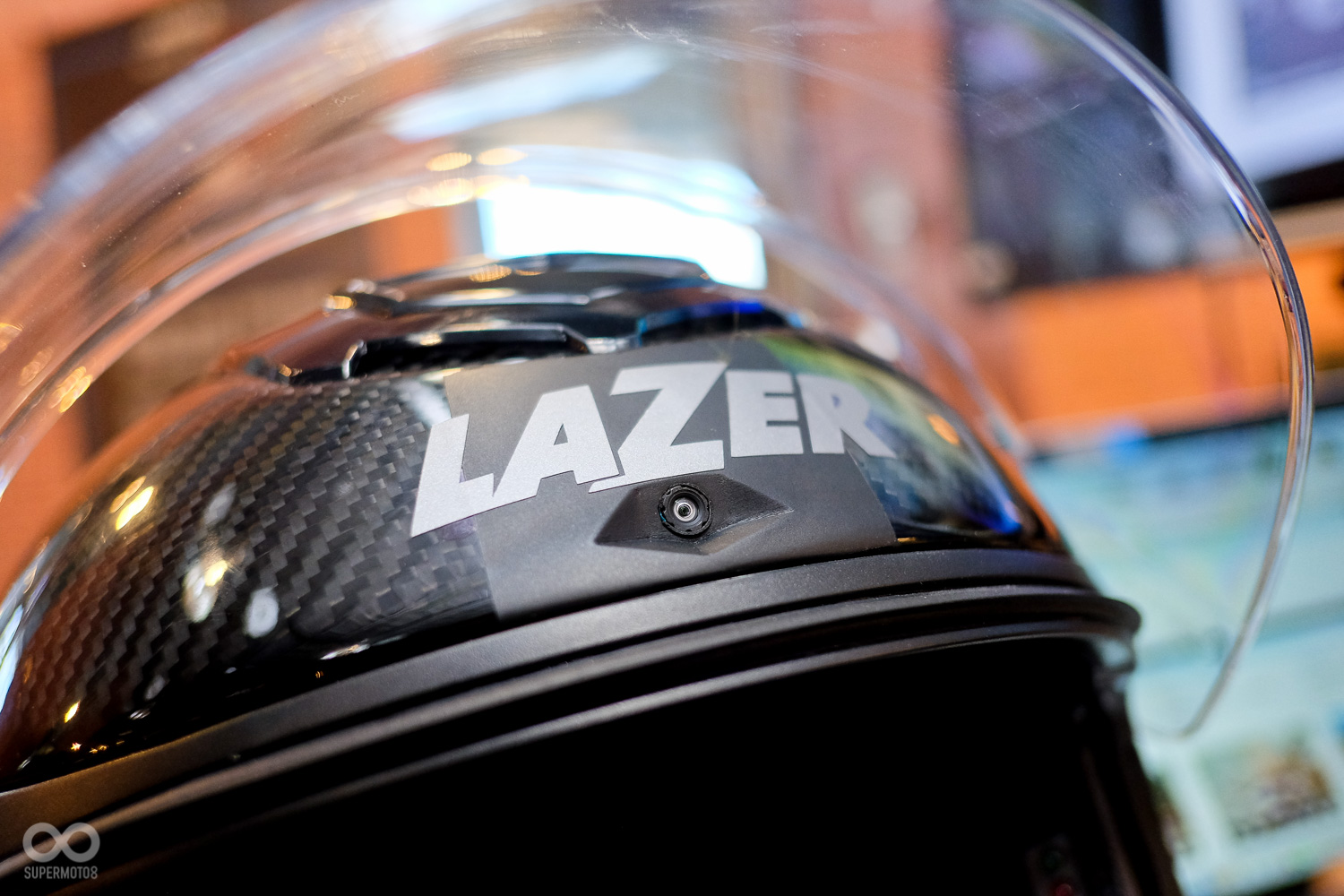 行車紀錄器鏡頭整合度很高既安全又沒風阻的困擾