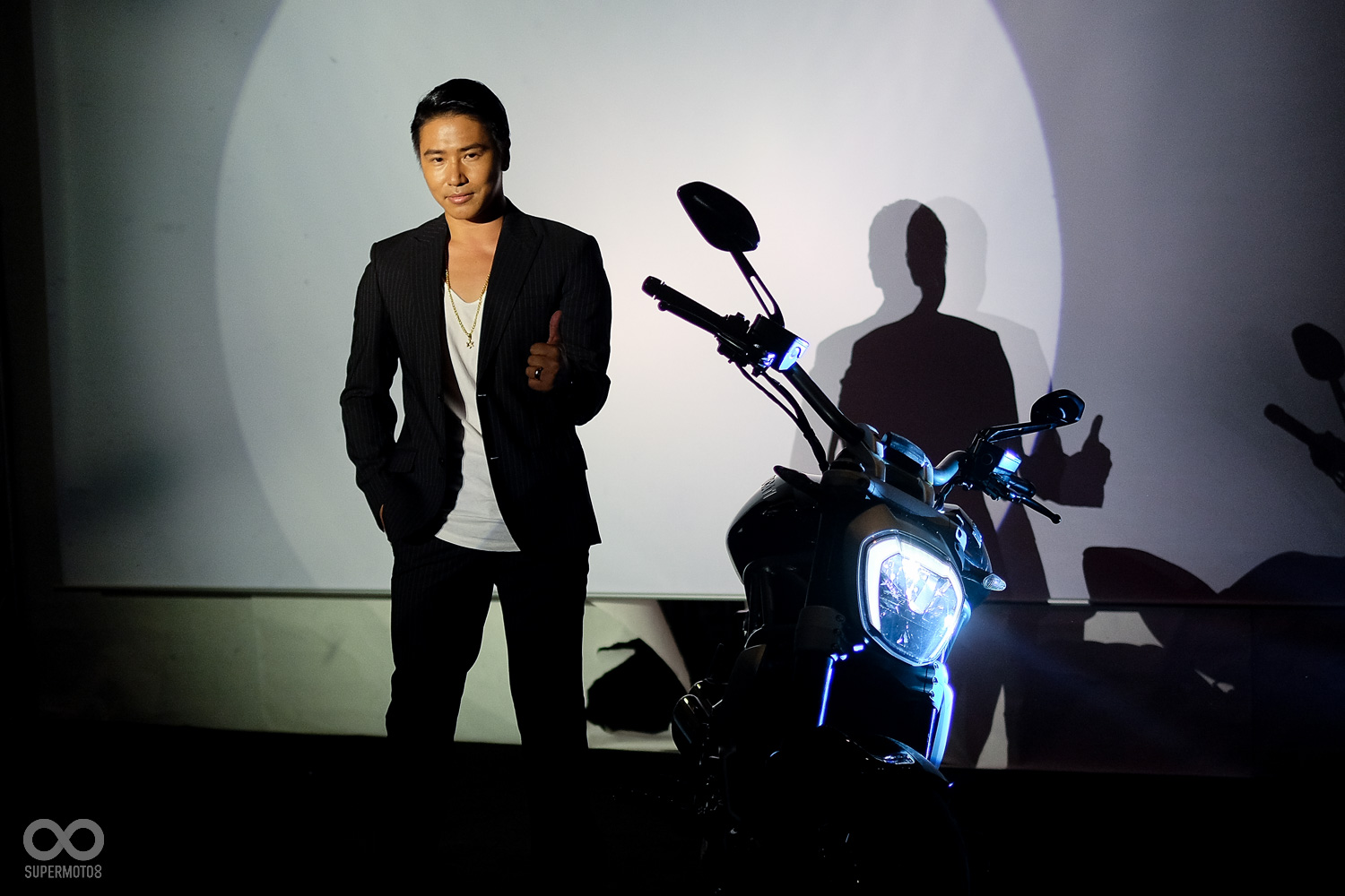 XDiavel由神秘嘉賓歐弟騎乘出場