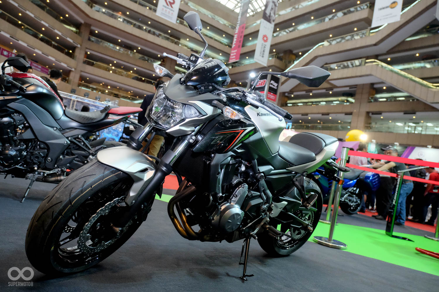 全新的Z650將取代原ER6-N入門紅牌的位置，售價方面尚未公布，發售時間大約會落在今年的第3、4季