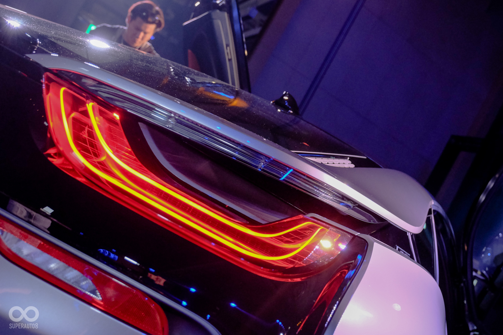 位於尾燈上方的導流氣道相當亮眼