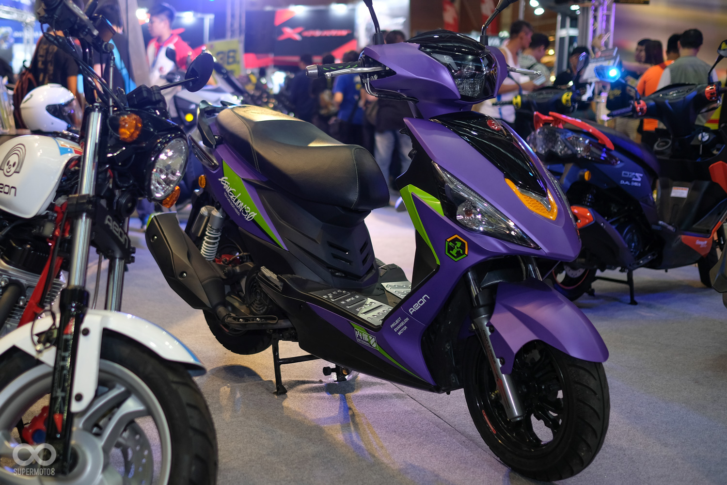 相當可愛廣受女生喜愛的OPEN小將塗裝MY125,以及前陣子造成極大迴響的福音戰士初號機聯名款ES150