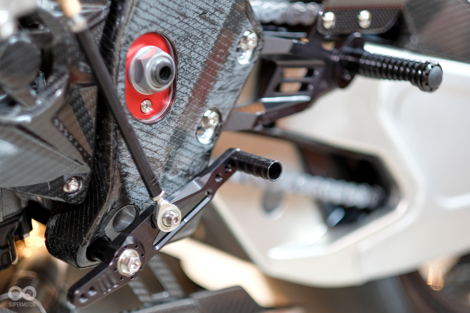 HP Shift Assistant Pro進退檔快排,而打檔方式車主可透過簡單的鎖點變更,選擇要使用正打,還是比賽用的反打設定