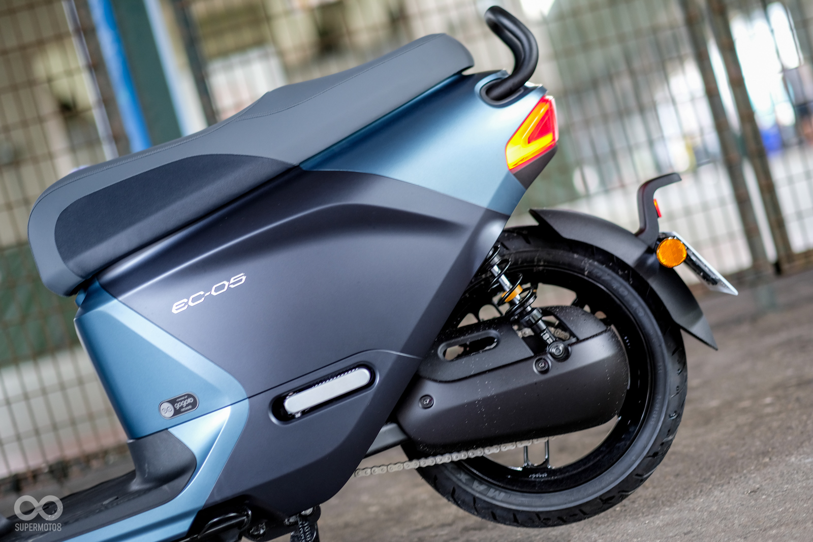 上收的車尾線條，是YAMAHA強調運動風格的重點之一