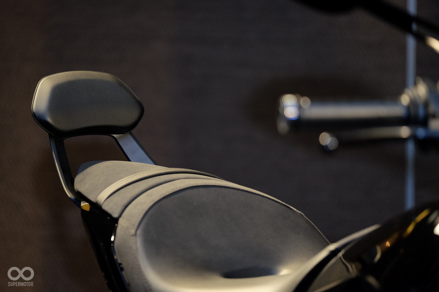 舒適與美觀兼備的後腰靠