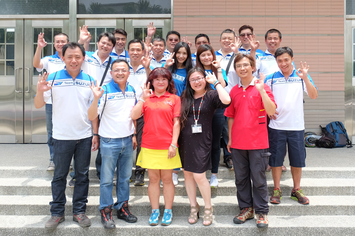 促成本次千萬重機車主們快遞母親節花束傳遞暖暖愛活動的熱心車主們