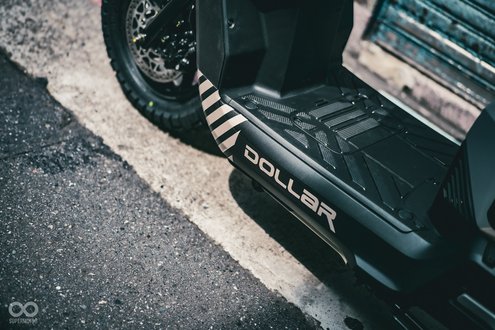 全車塗裝 字樣 設計