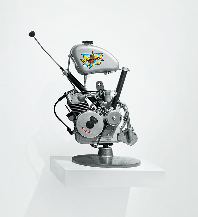 Cucciolo搭載48 c.c. 引擎,具有兩黨變速箱,馬力僅有1.5匹,極速50km/h