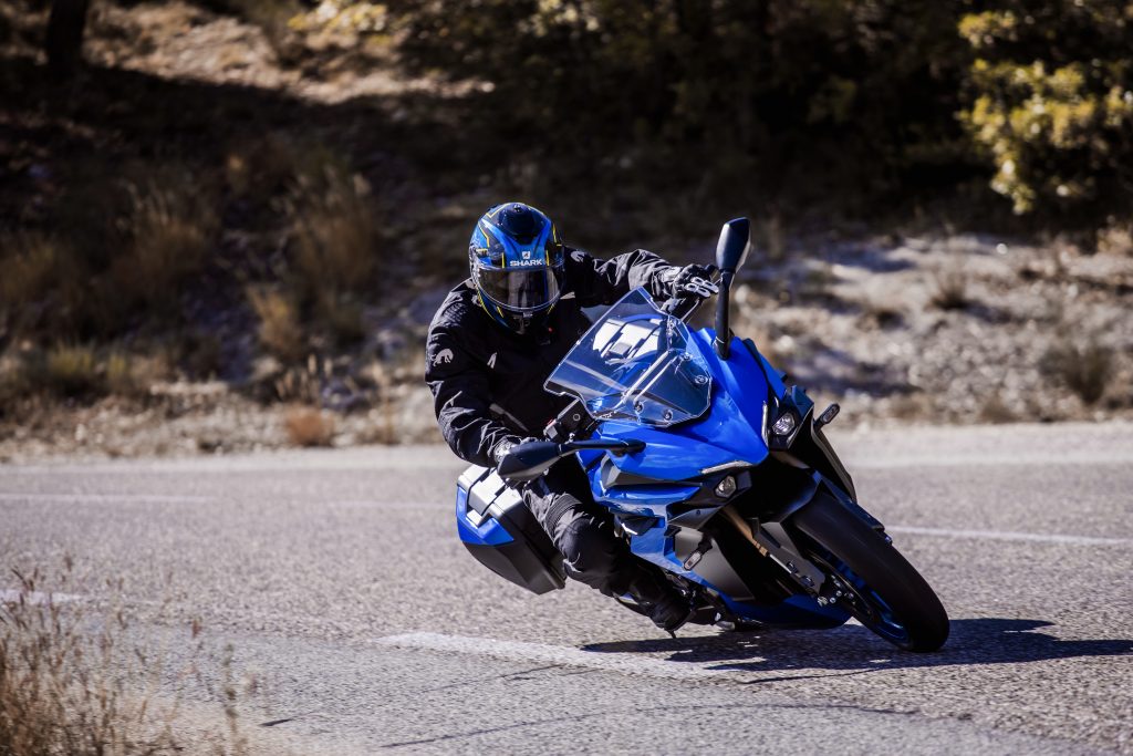 SUZUKI GSX-S1000GT海外登場