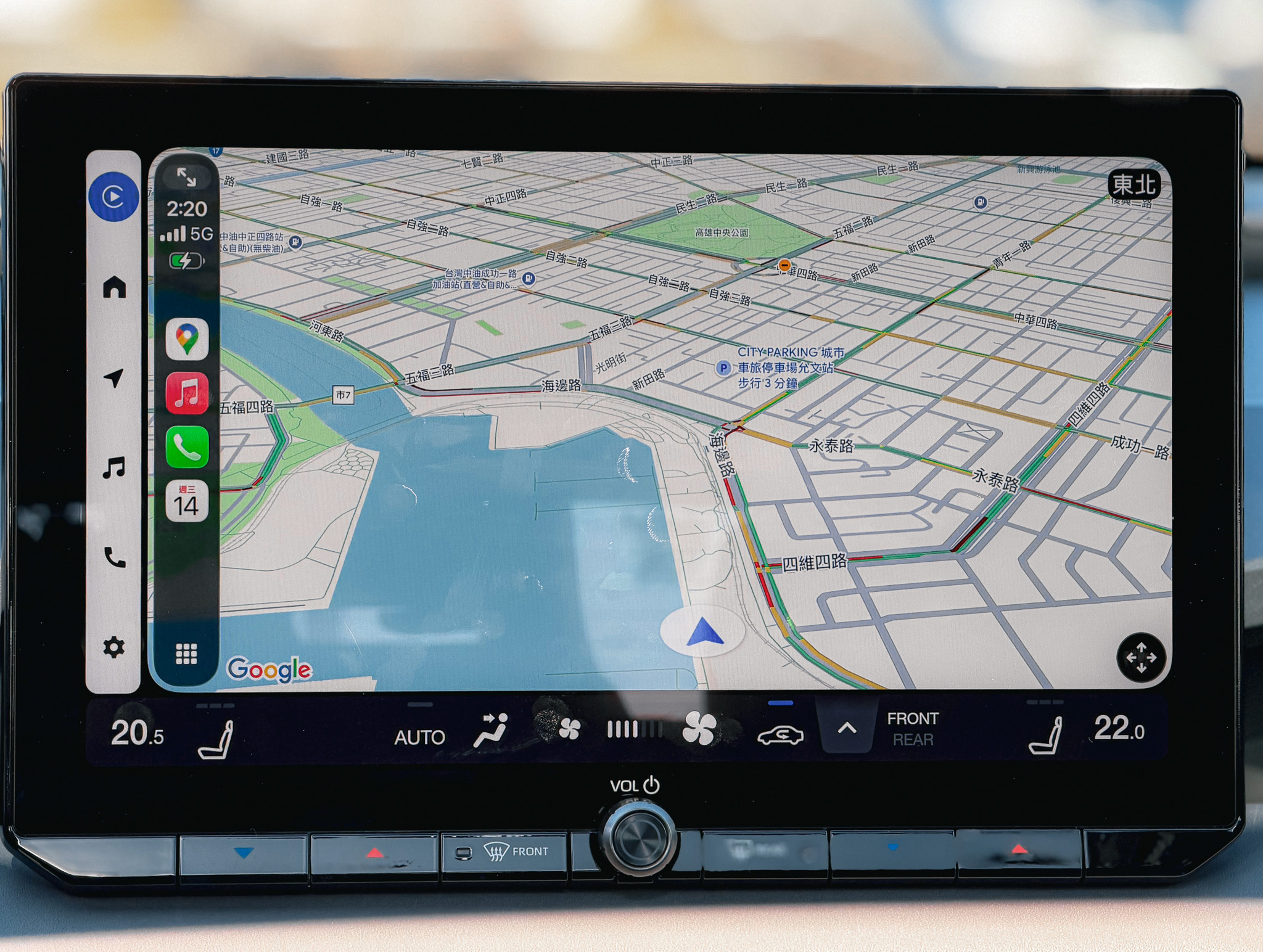 這次RAV4也直接搭載日本原裝的多媒體螢幕系統，使用起來更便利、順手！