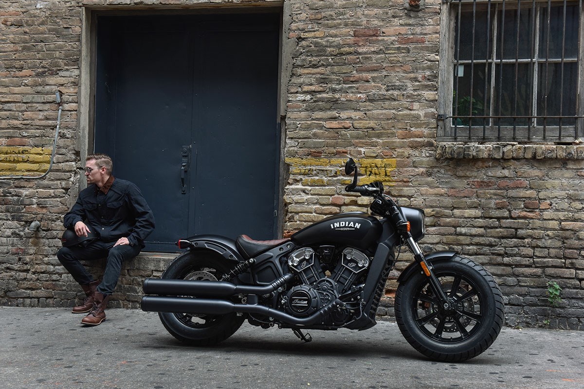 INDIAN Scout Bobber 外型擺脫過往的電鍍件與流蘇等美式元素，為車廠吸引新客群的產品