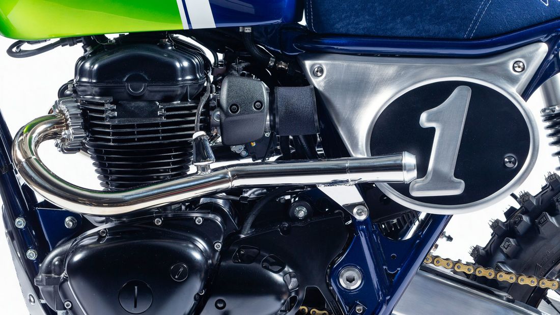 Mário Raphael Soares親自打造的不鏽鋼左右雙出短管