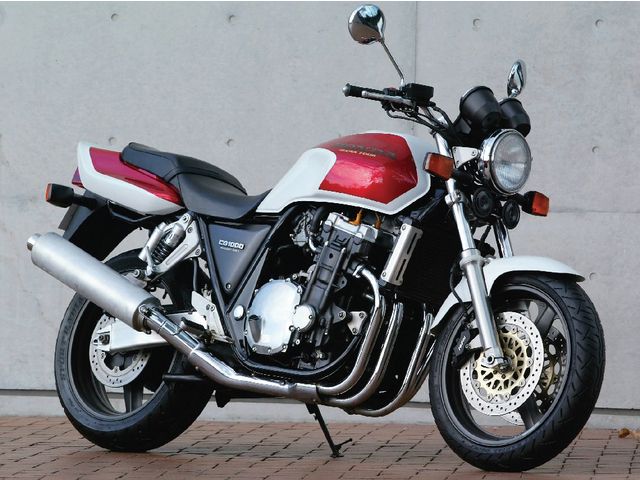承襲自HONDA PROJECT BIG-1 計畫,四缸大排量、充滿動感的SF車系就此而生