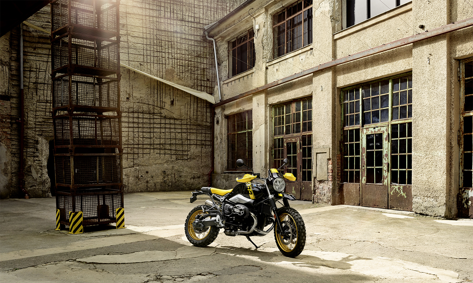 採用黃黑塗裝的R nineT Edition 40 Years GS限量紀念版