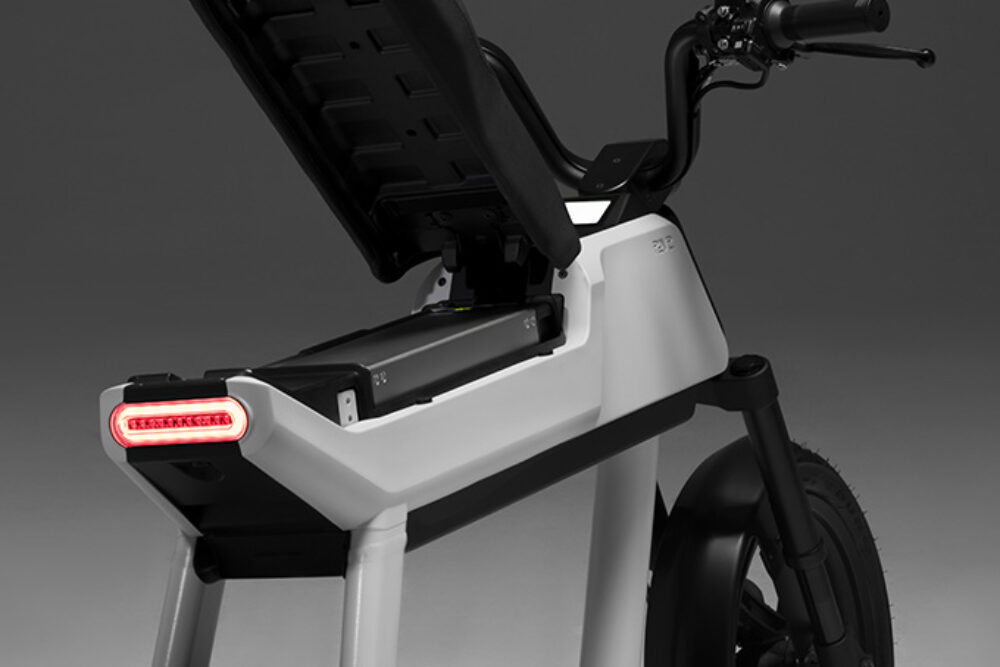 鋰電池為可拆卸設計