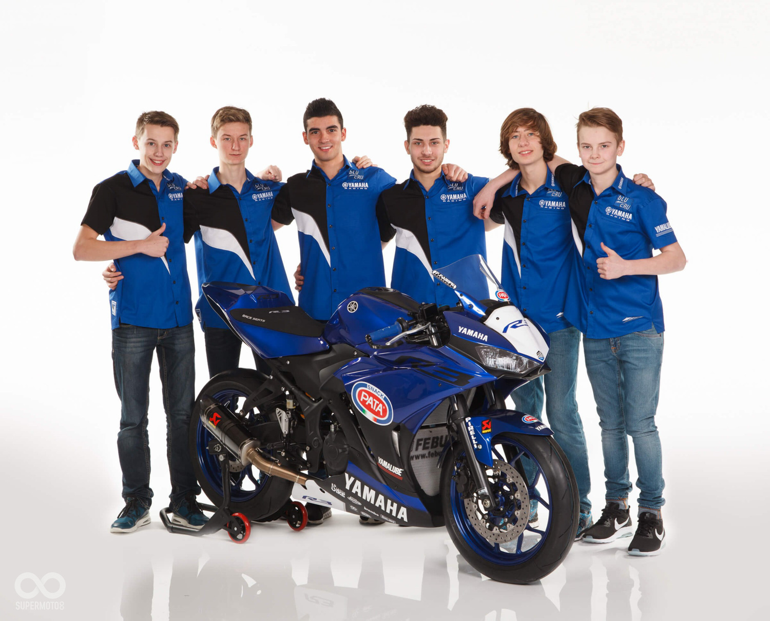 這6名車手除了與其餘29位SSP300的比賽選手競爭，同時也要彼此較勁，爭奪bLU cRU計畫中的冠軍席位