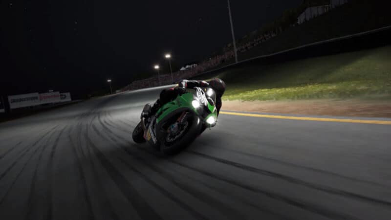 Sonoma Raceway賽道跟新款的KAWASAKI ZX-10R
