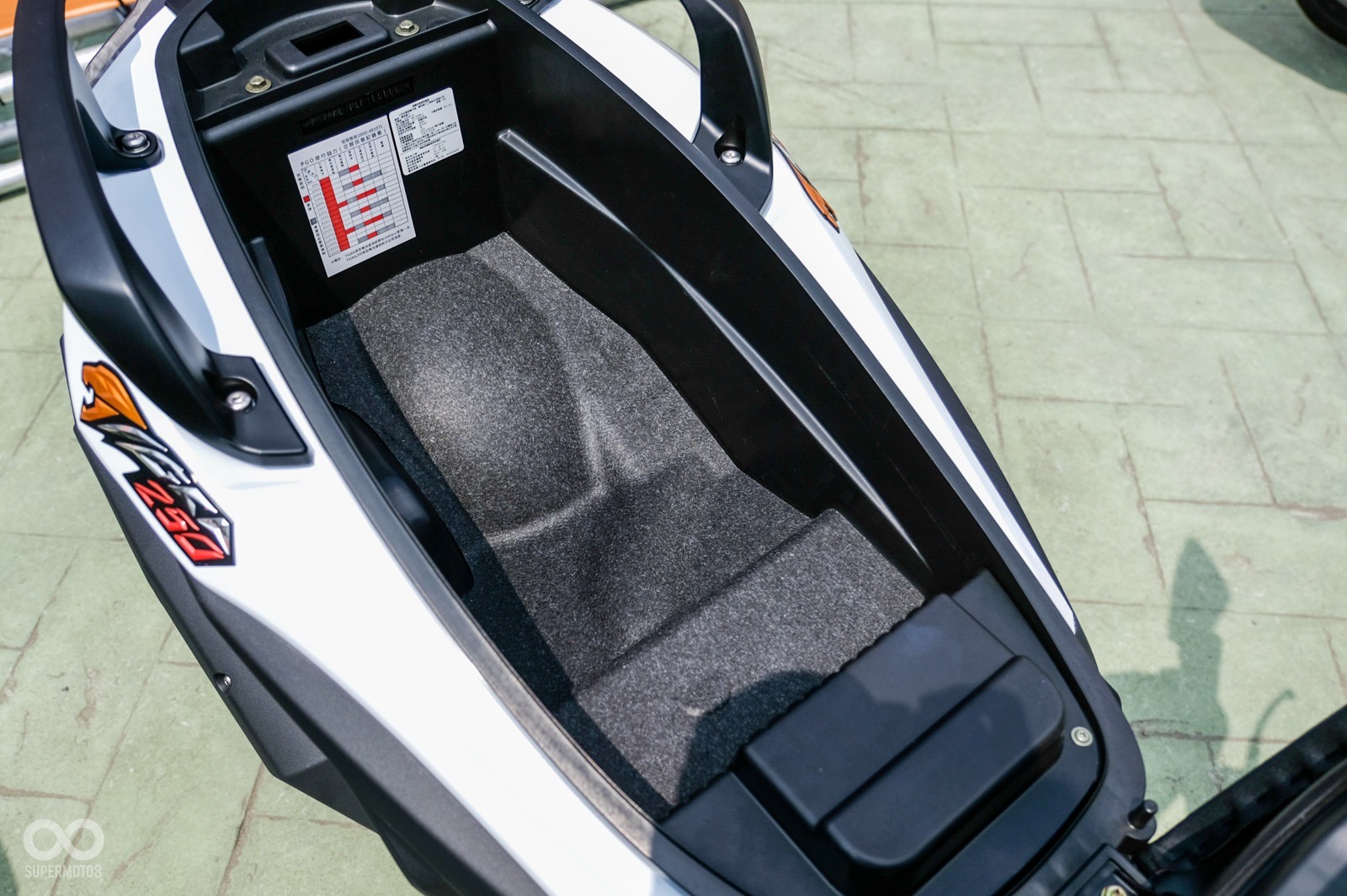 車廂空間表現不錯,但深度表現一般