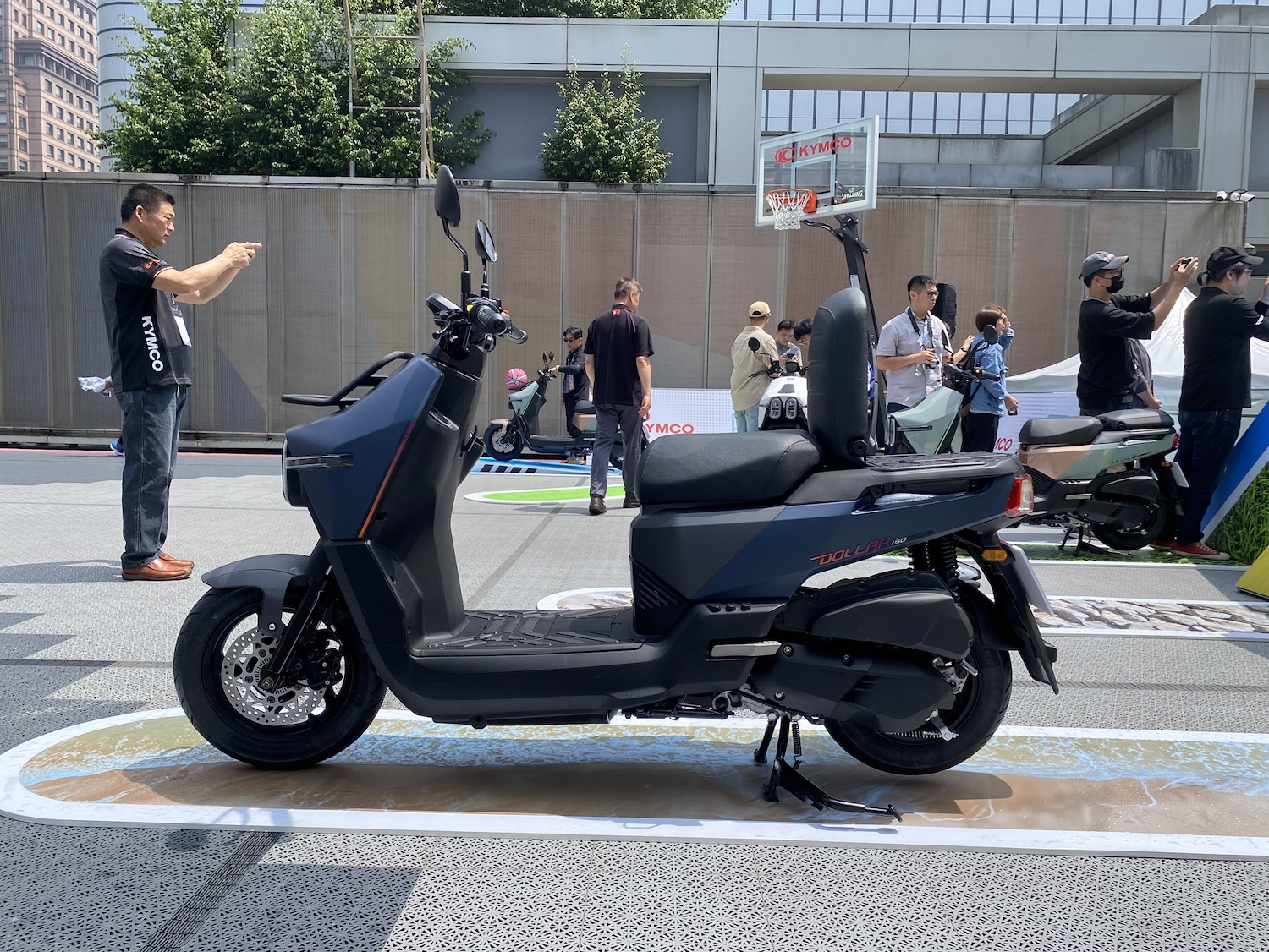 380MM的腳踏空間非常寬敞