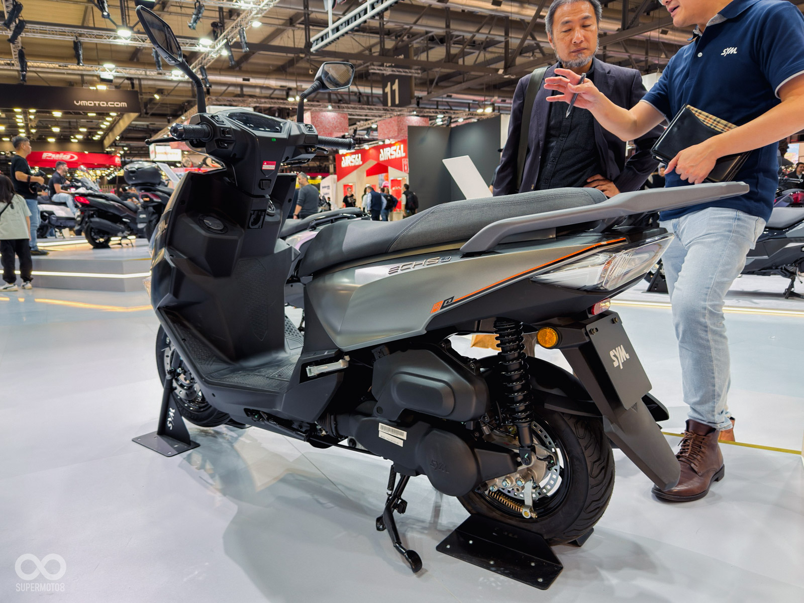 ECHS 外觀靈感去自於書法