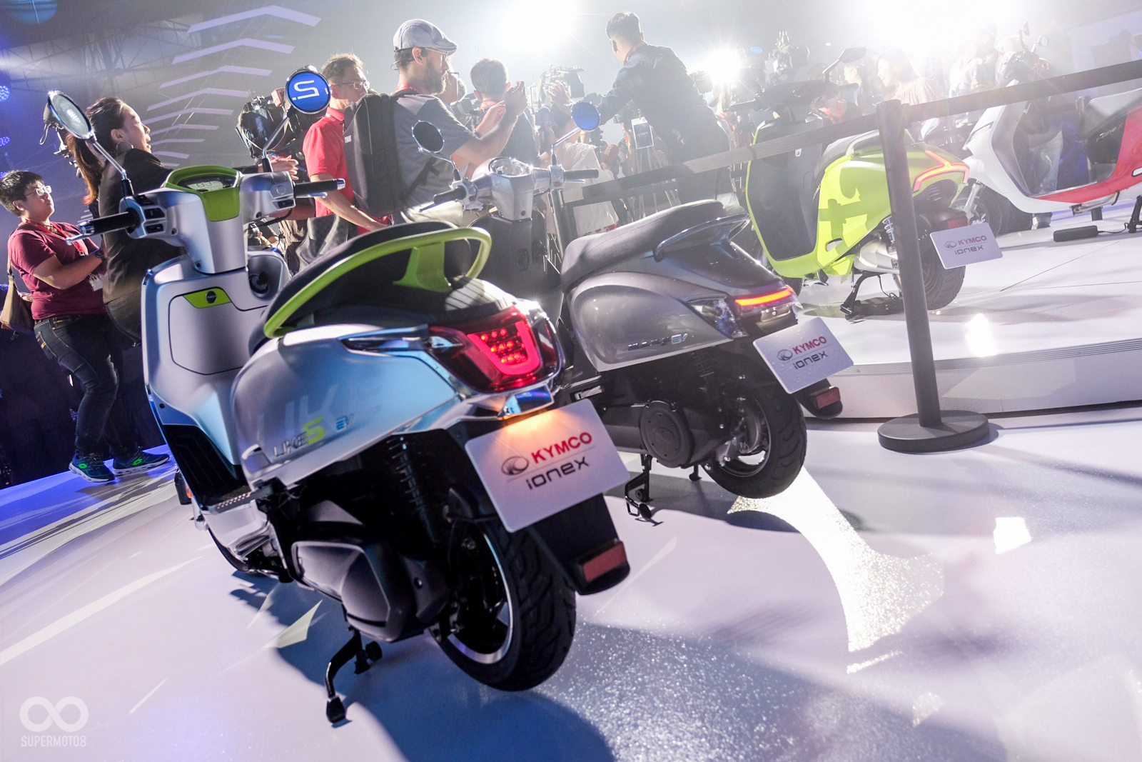 相當歐式的車身設計，搭配上白牌電動動力，Like 125 EV絕對會是iONEX車能網未來的銷售主力