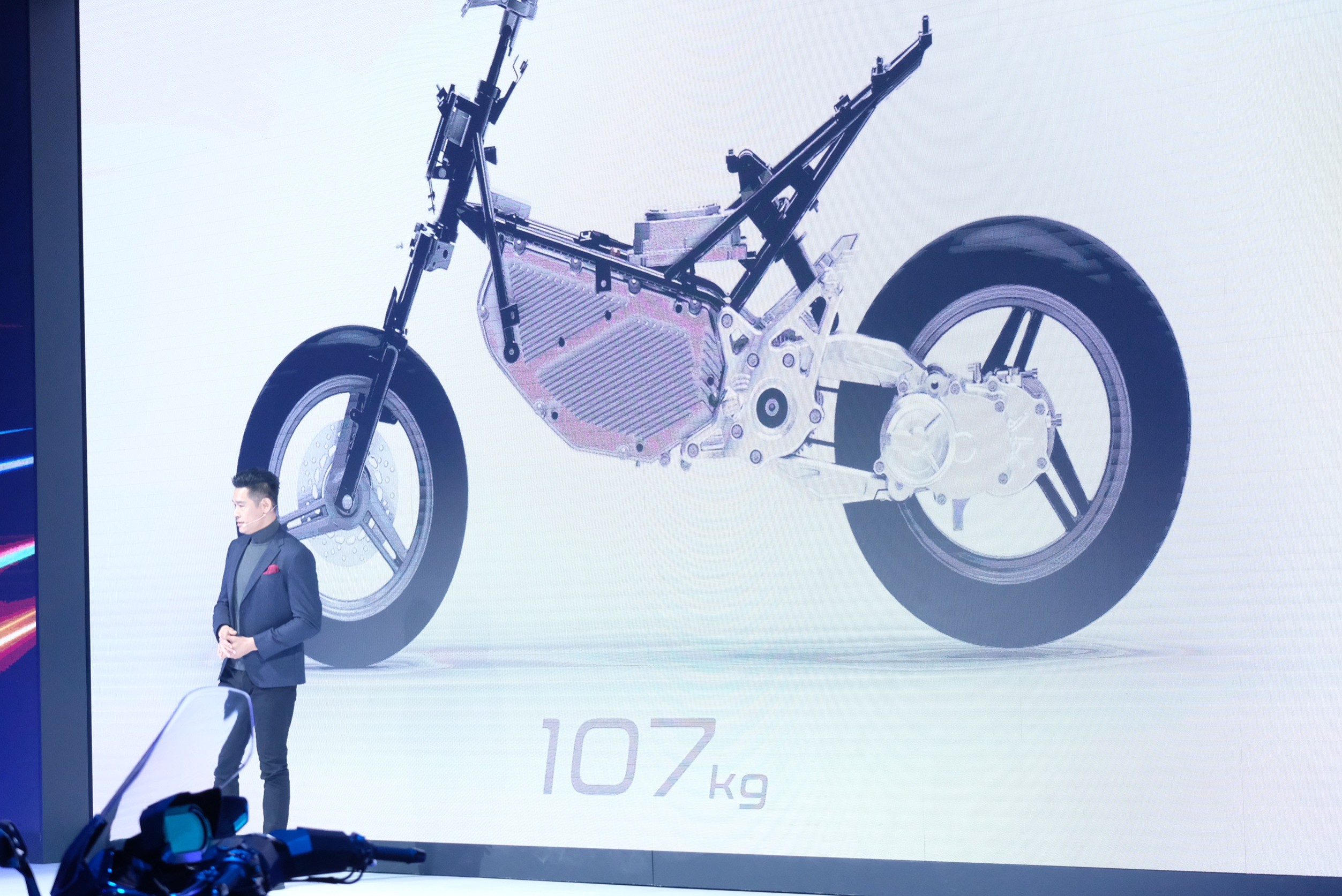 107公斤車重和125級距小型車款差不多，卻有著運動車款的性能表現，這樣的組合相信會是F9的優勢