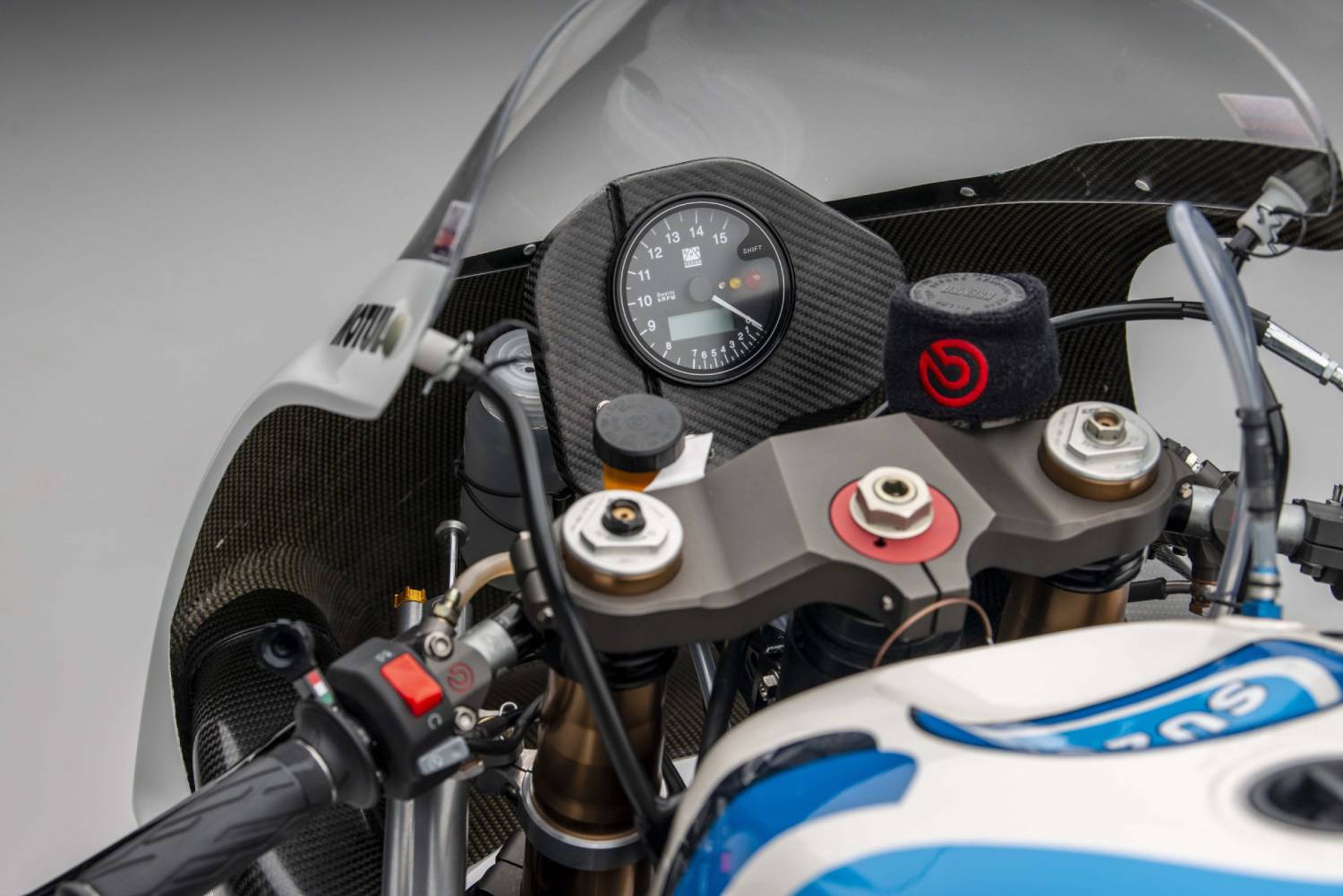 GSX-R750 SRAD全車使用超多好料配備