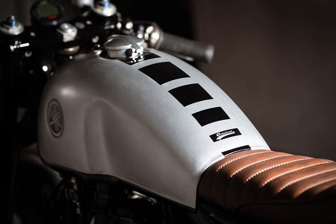 油箱則換成Benelli Mojave的鋁合金油箱