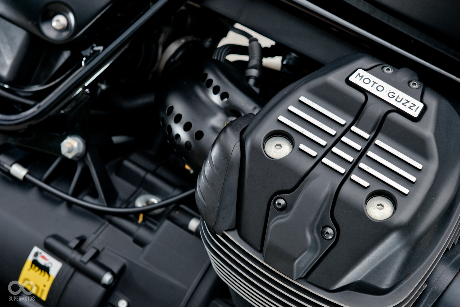 經典霸氣的縱置V缸是Moto Guzzi最令人印象深刻的記號