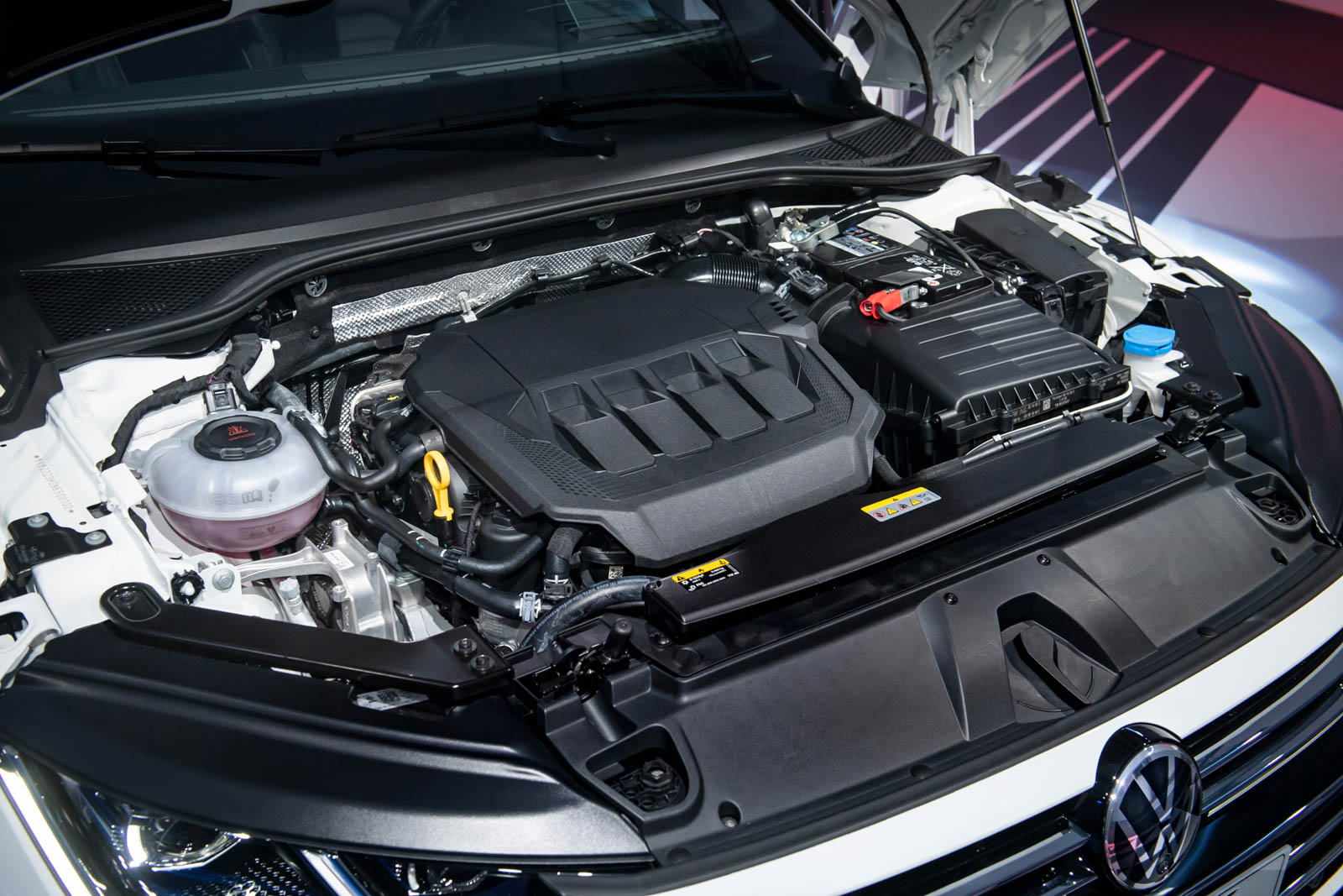 2.0L TSI渦輪四缸引擎有190和272匹最大馬力