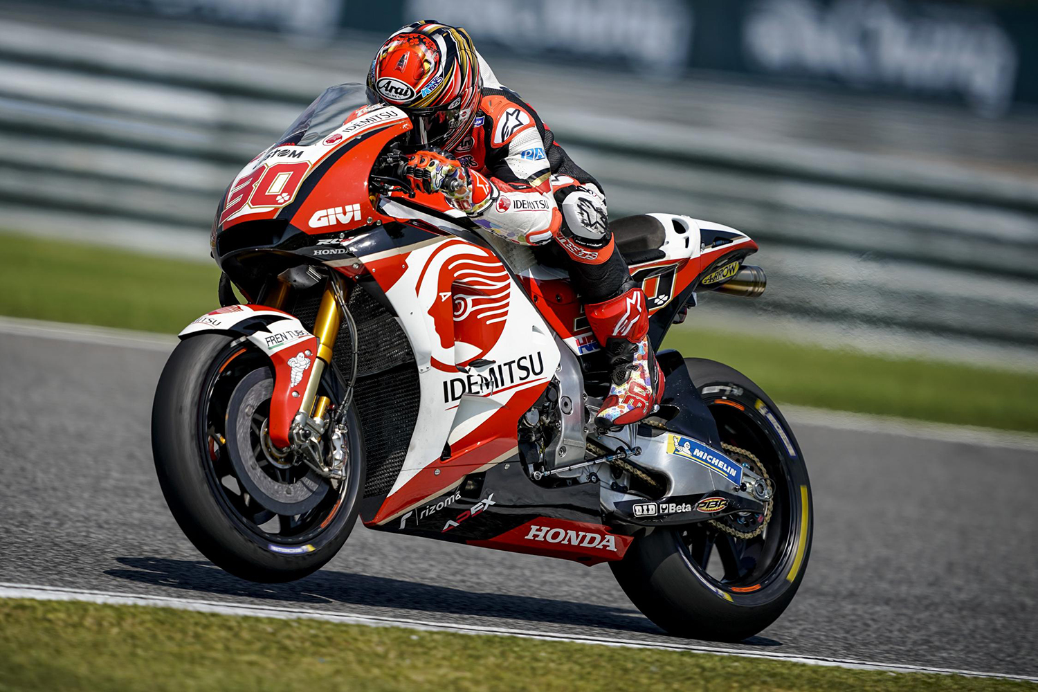 中上貴晶在上一站的泰國站很不幸的摔車退賽,希望這次回到自己的家鄉能夠順利的完賽並拿下好成績