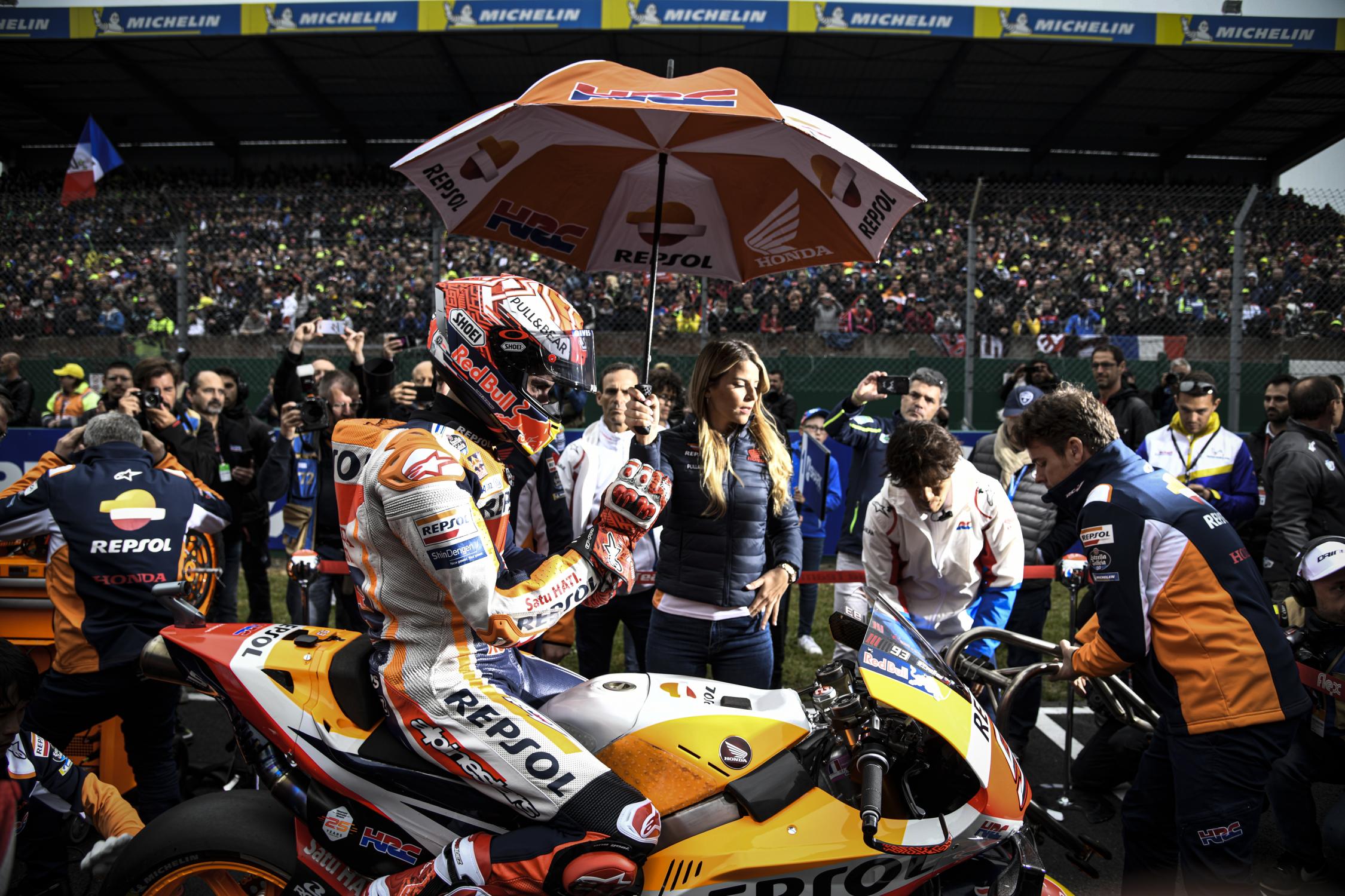 延遲剎車可能為前輪帶來過熱的風險,Marquez選擇用不同的方式來跑