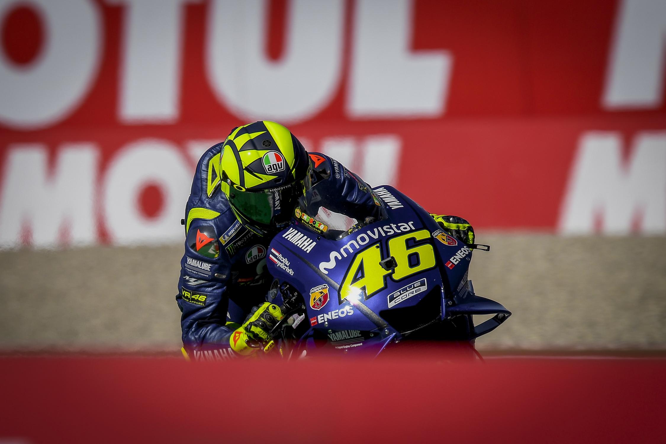 「我們真的很幸運，還好我是正面撞上他，因為是在後方直擊的關係所以我們不會摔車。」