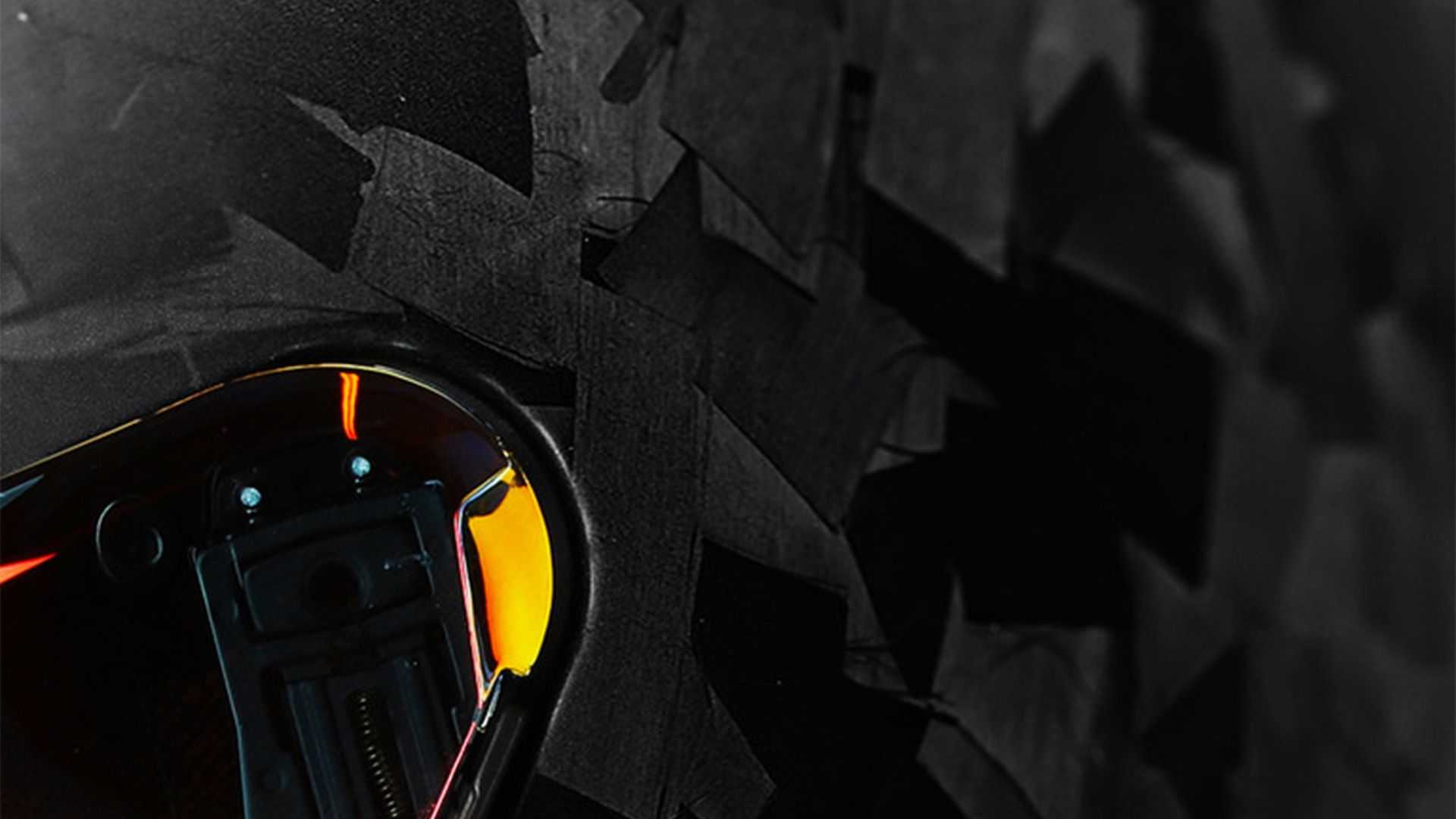 特殊的鍛造碳纖維花紋，看起來很有質感