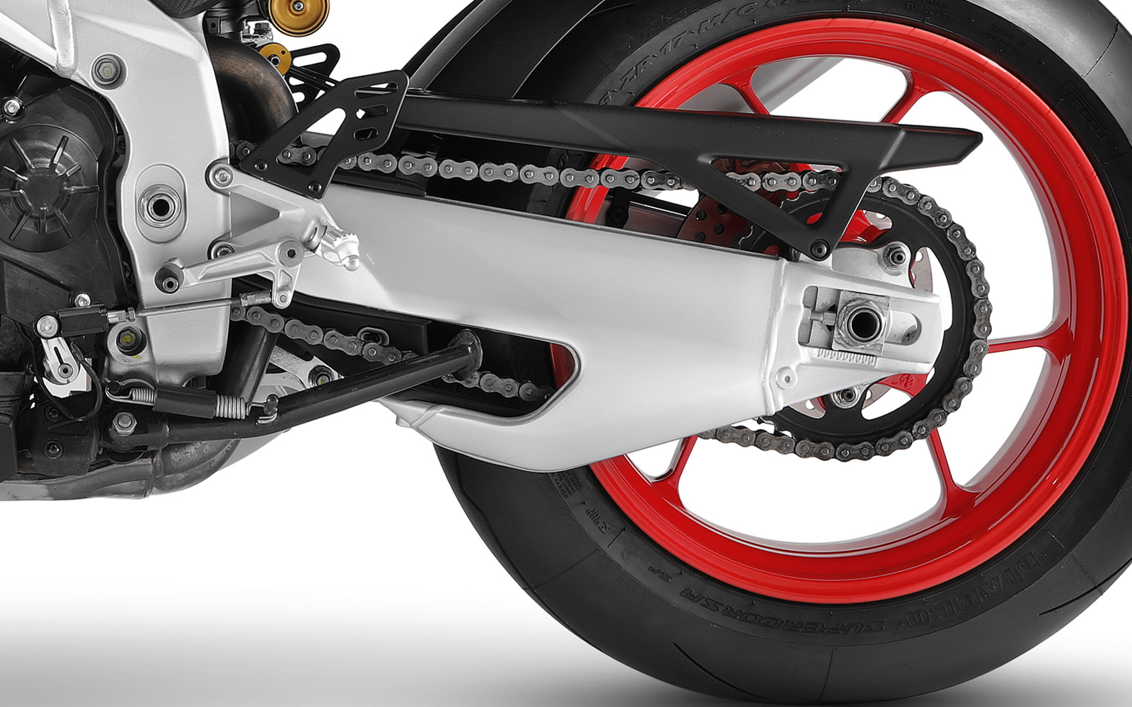 搖臂設計參照MotoGP廠車經驗