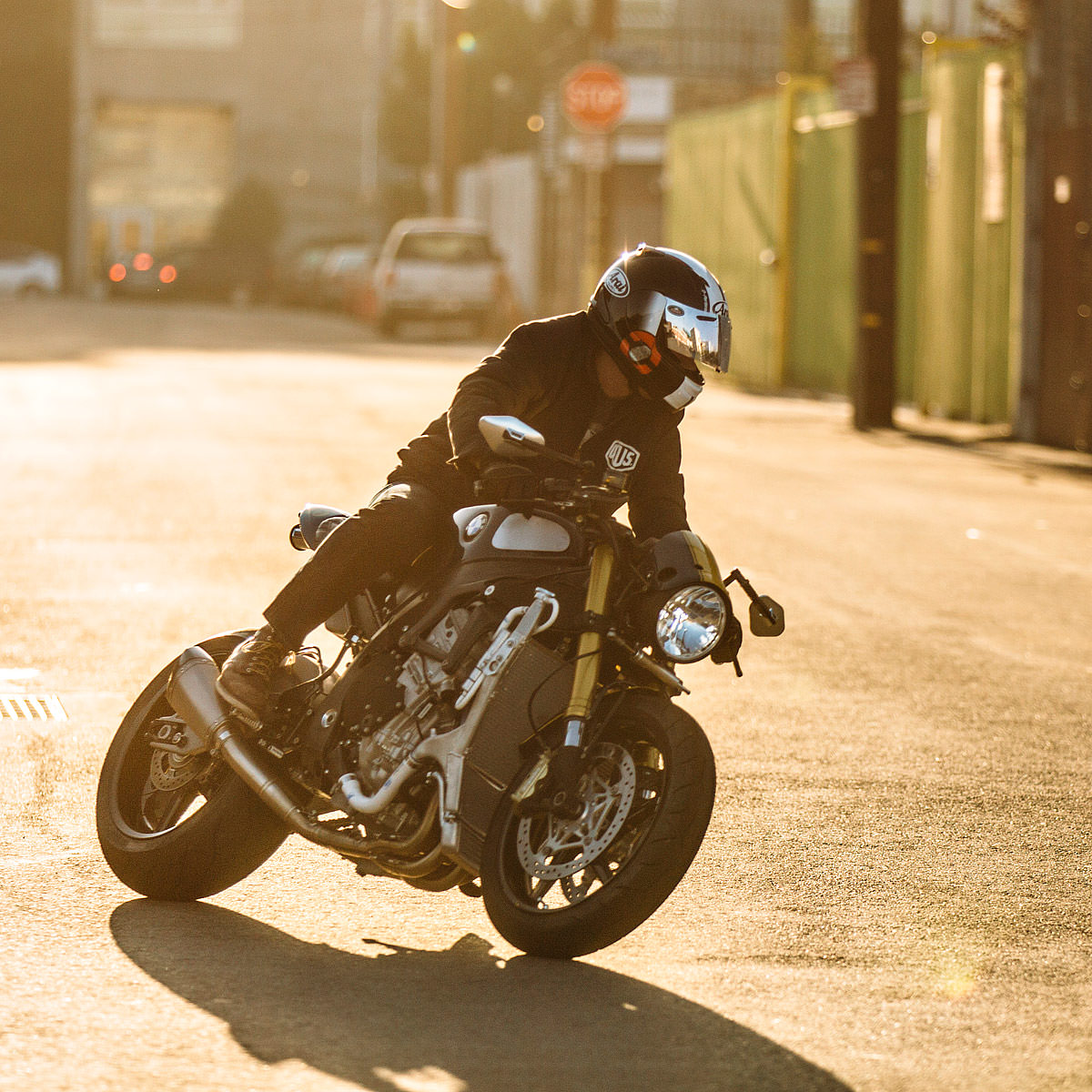 整台車比例濃纖合度，騎乘起來也就格外的協調好看。