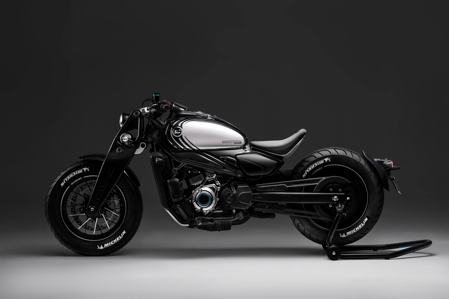 CL-C Low Rider的整體比例拿捏的恰到好處